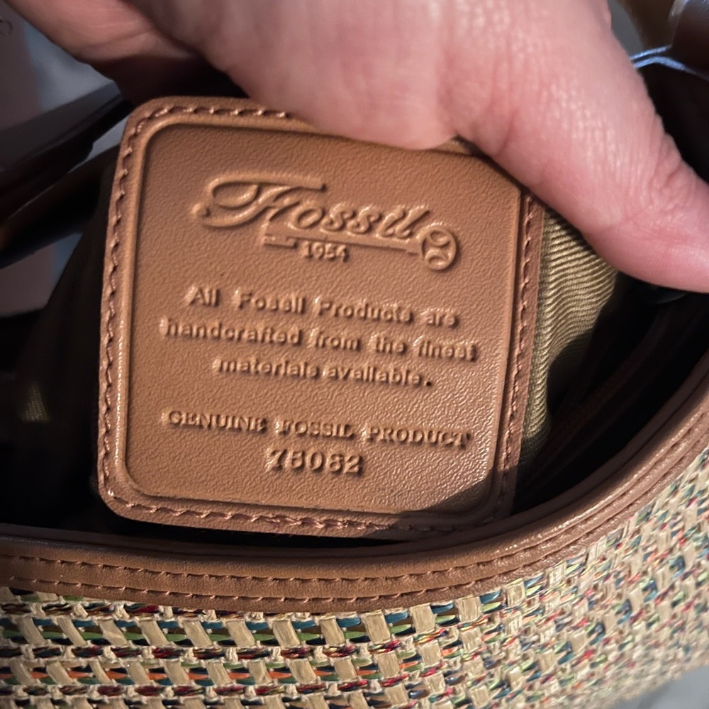 FOSSIL Woven Straw Hobo Handbag Shoulder Bag Purse Tan Inner Pockets - Picture 7 of 9